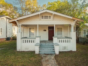 Building Photo - 1439 Sloan Ave