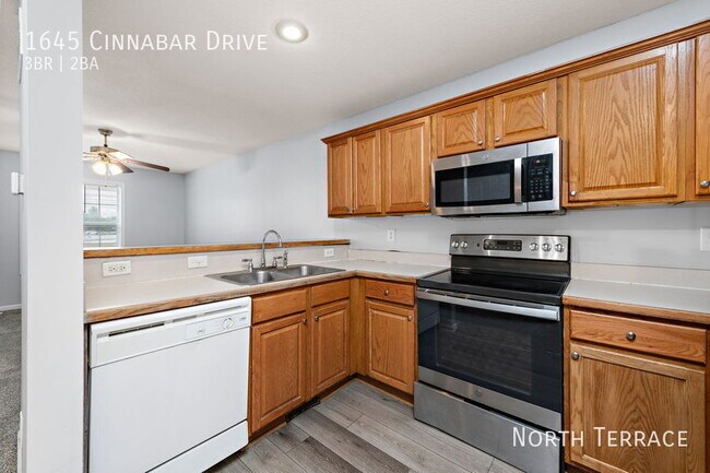 Building Photo - 1645 Cinnabar Dr