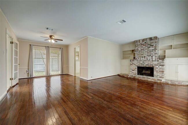 Foto del edificio - 5411 Evergreen St