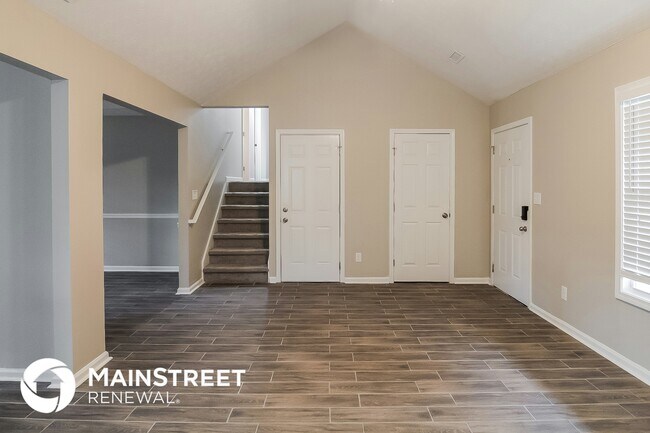 Foto del edificio - 395 Fox Trail Dr