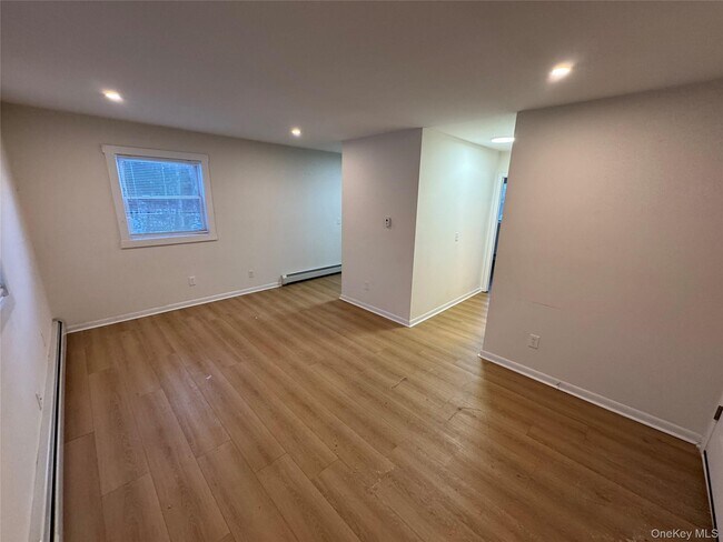 Foto del edificio - 98 E Market St