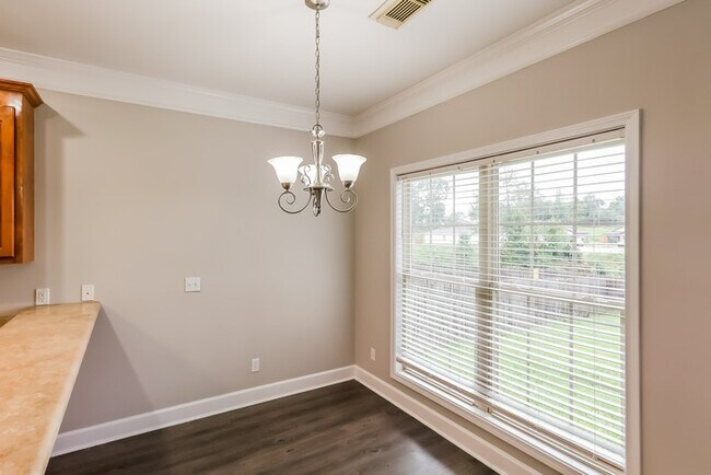 Building Photo - 9061 Cotton Fields Cir