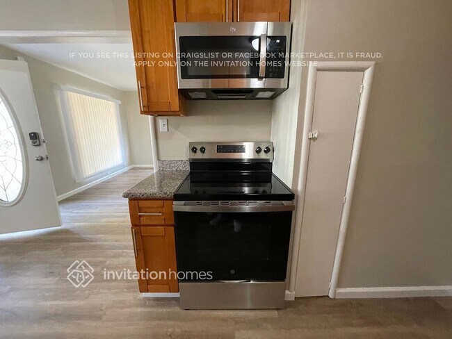 Building Photo - 1058 Caldwell Ave