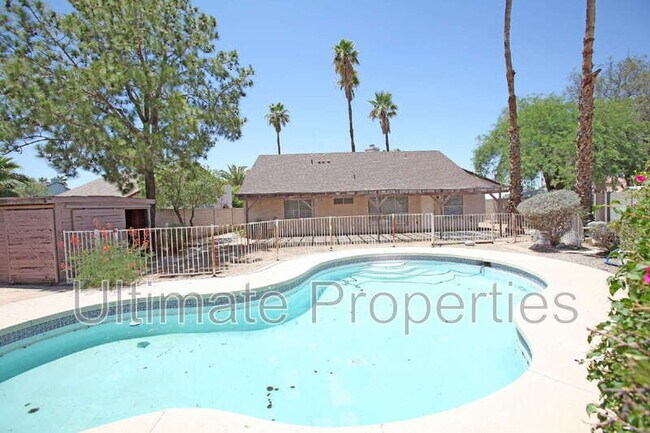 Photo - 6853 N 78th Ave House
