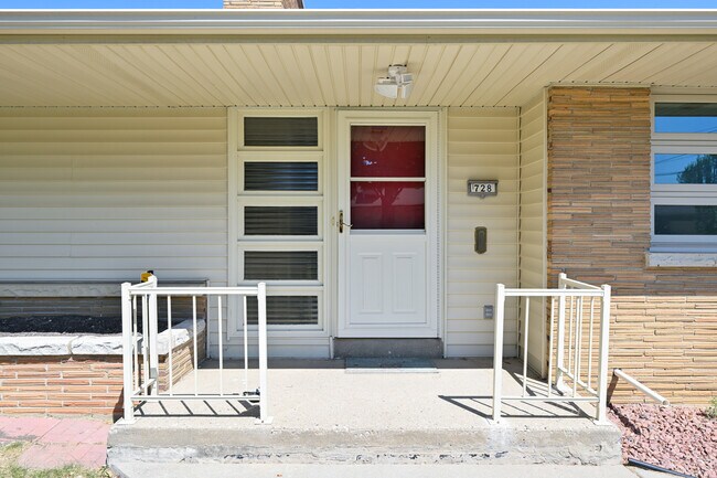 Foto del edificio - 728 N 74th St