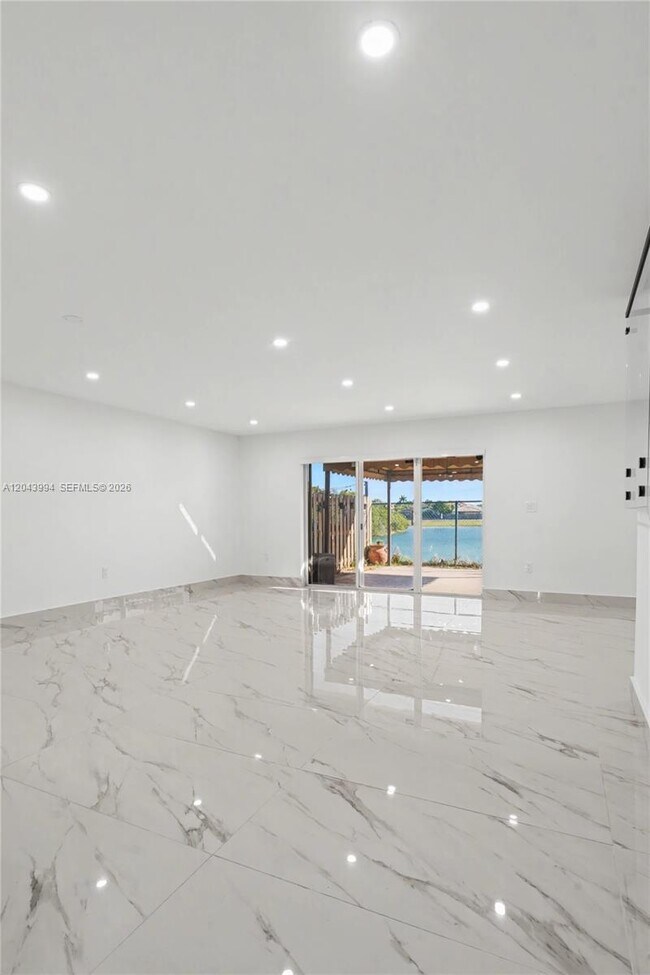 Building Photo - 16240 SW 75th St