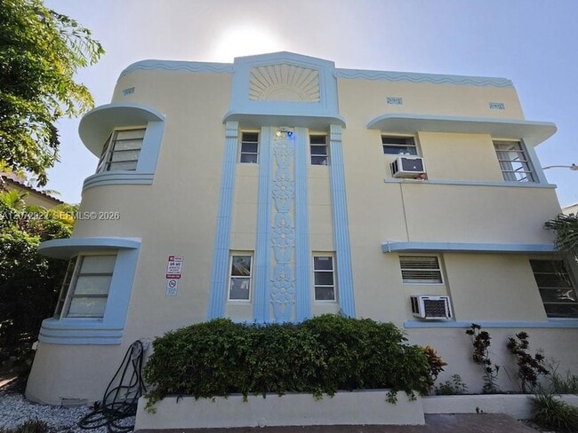 Building Photo - 850 Jefferson Ave