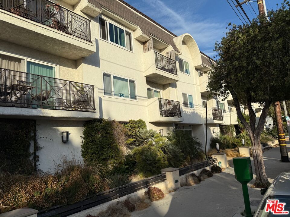 Foto principal - 2721 2nd St