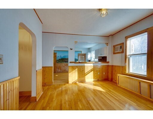 Foto del edificio - 170 Poplar St