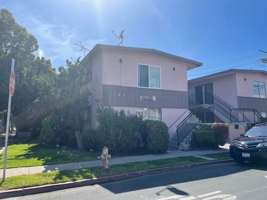 3791 Redwood Ave Unit 7, Los Angeles, CA 90066 Apartments in Los