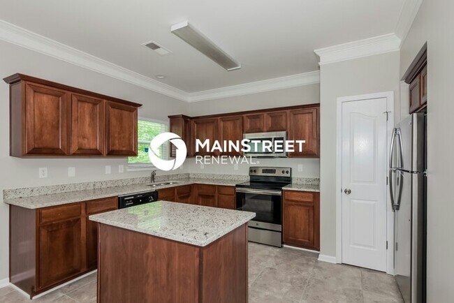 Foto del edificio - 3 Bedroom Pet-Friendly Home in Charlotte, NC with Main Street Renewal