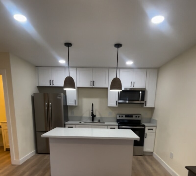 Foto del edificio - 329 Beaumont Ct