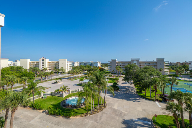 Building Photo - 601 Shorewood Dr