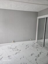 Building Photo - 601 Blandina St