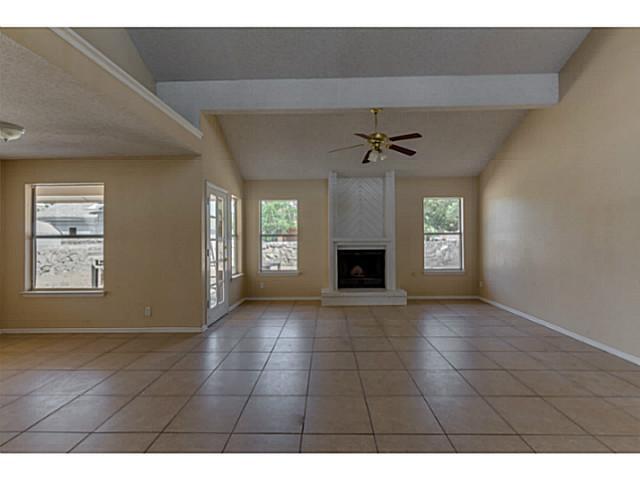 Foto del edificio - Home For Rent - Gorgeous 2 story home in H...