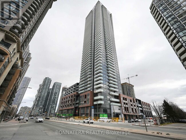 Building Photo - 430-3430 Square One Dr