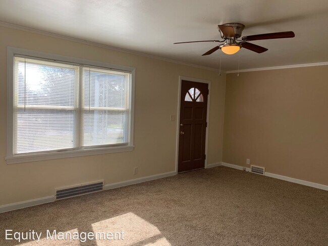 Foto del edificio - 2 br, 1 bath House - 212 E. Montrose