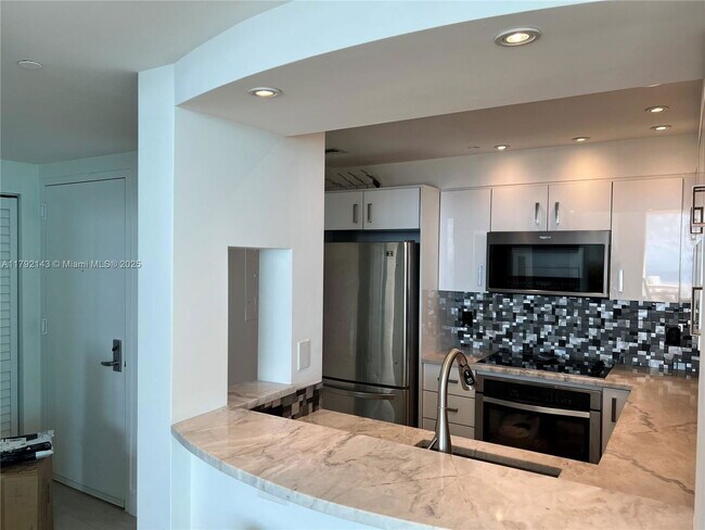 Foto del edificio - 2475 Brickell Ave