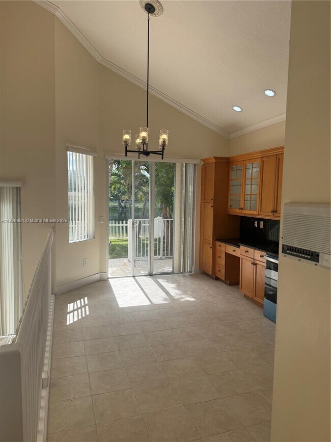 Building Photo - 4973 SW 163rd Ave