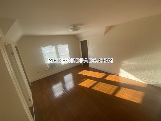 Foto del edificio - 80 Winchester St