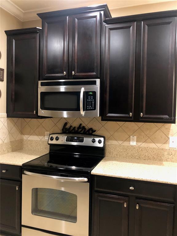 Building Photo - 1550 Plumeria Pl