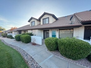 Building Photo - 490 E 700 S