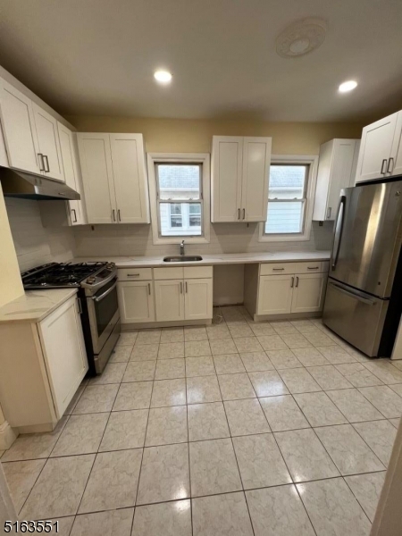 Building Photo - 69 Trimble Ave