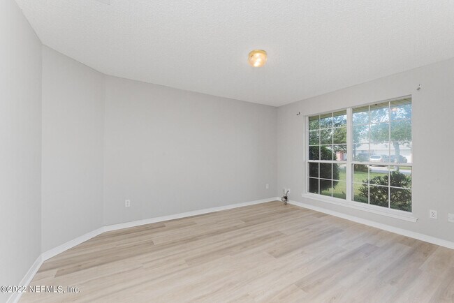 Foto del edificio - 5434 Bristol Bay Ln S