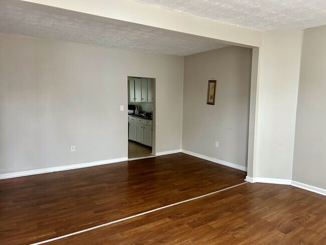 Foto del edificio - 123 E Leicester St