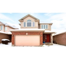 Building Photo - 1570 Beaverbrook Av