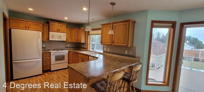 Building Photo - 4 br, 3.5 bath House - 3719 E Thrush Lane