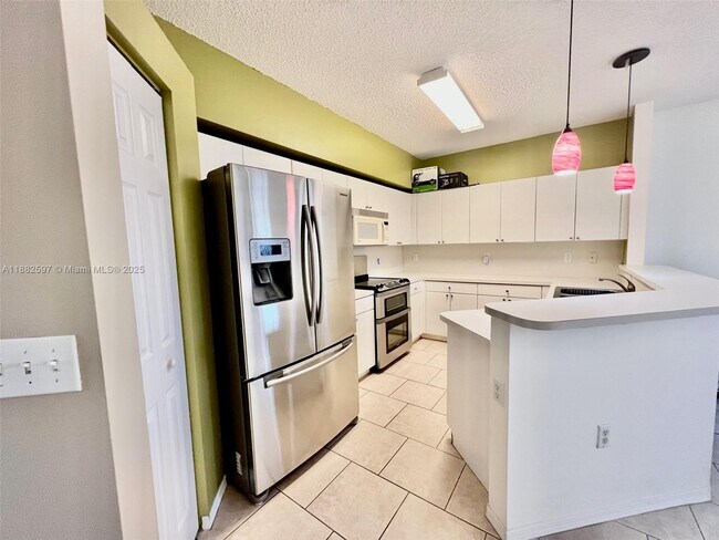 Foto del edificio - 2319 SE 24th Ave