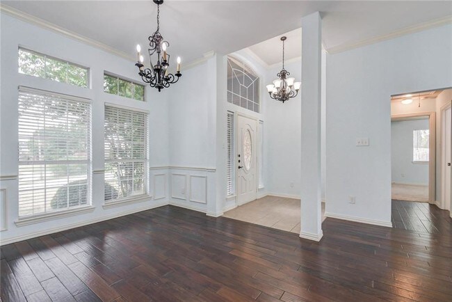 Building Photo - 1047 Mustang Ct