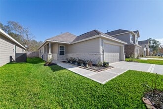 Building Photo - 2385 Tavo Trails Dr