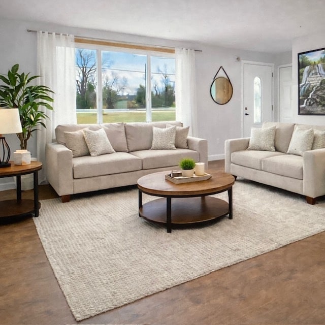 Comfortable Living Room - 719 Hanshaw Rd