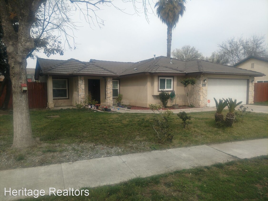 Primary Photo - 4 br, 3 bath House - 232 Somerset Dr
