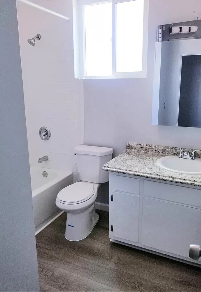 Photo - 5504 Fernhill Cir Apartment