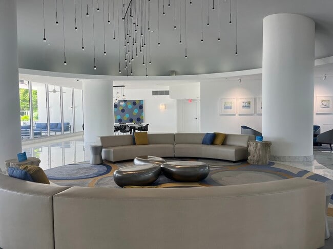 Foto del edificio - 1000 West Ave