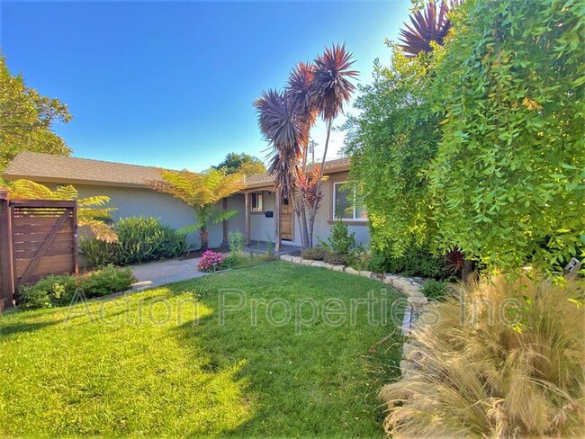 Foto del edificio - 1248 Phyllis Ave