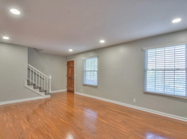 Photo - 5506 Country Dr Townhome