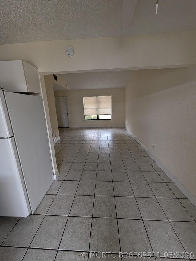 Building Photo - 1382 Birkdale Dr