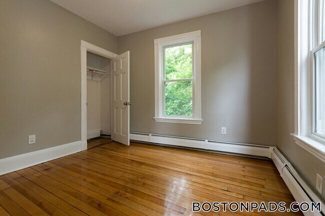 Foto del edificio - 22 Highland Ave