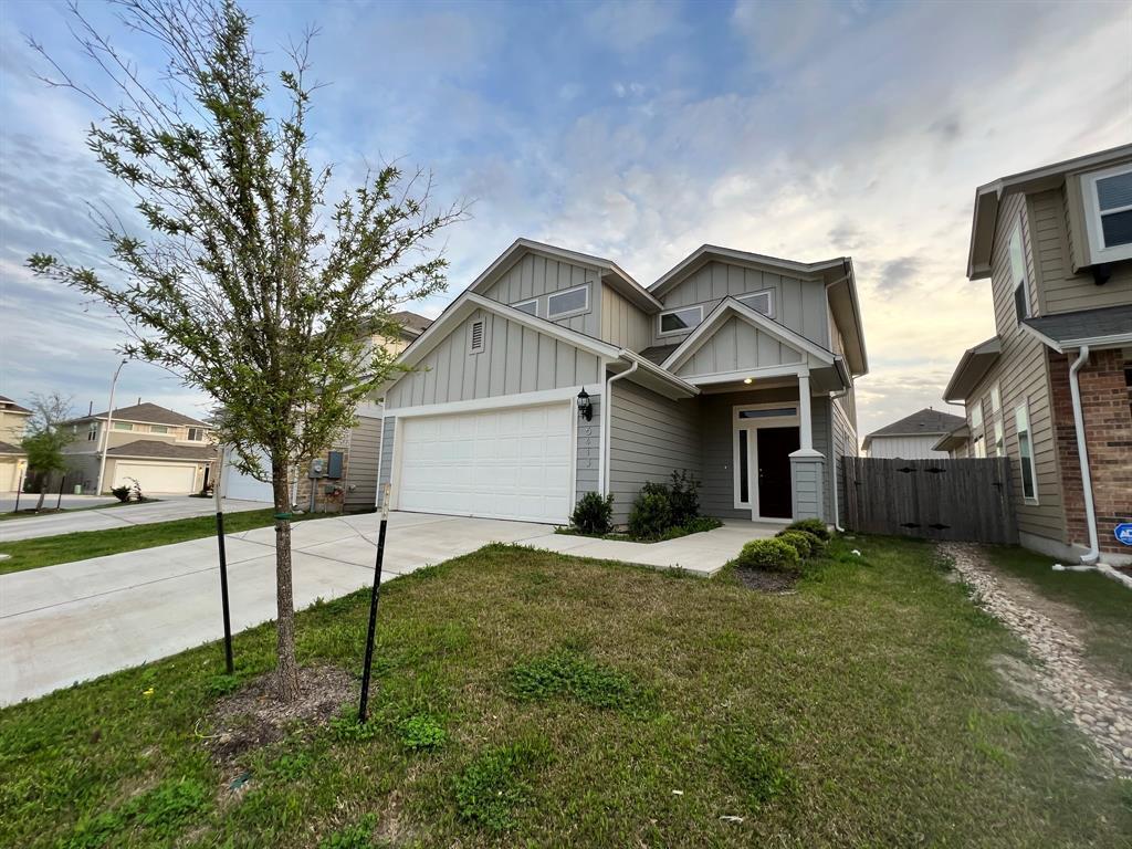 Foto principal - 6413 Owl Creek Ln