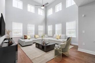 Building Photo - Hawthorne at The Mill