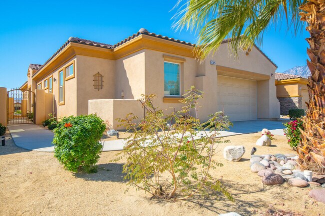 Foto del edificio - 67425 S Chimayo Dr