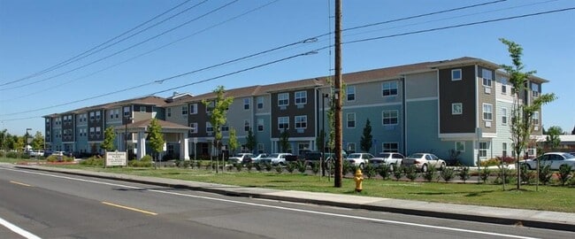 Foto del edificio - 3524 Fisher Rd NE