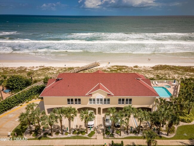 Foto del edificio - 4670 Links Village Dr