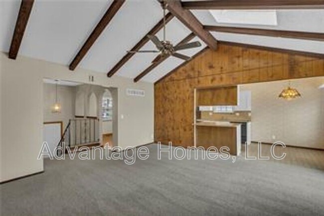 Building Photo - 15908 W Brougham Ct