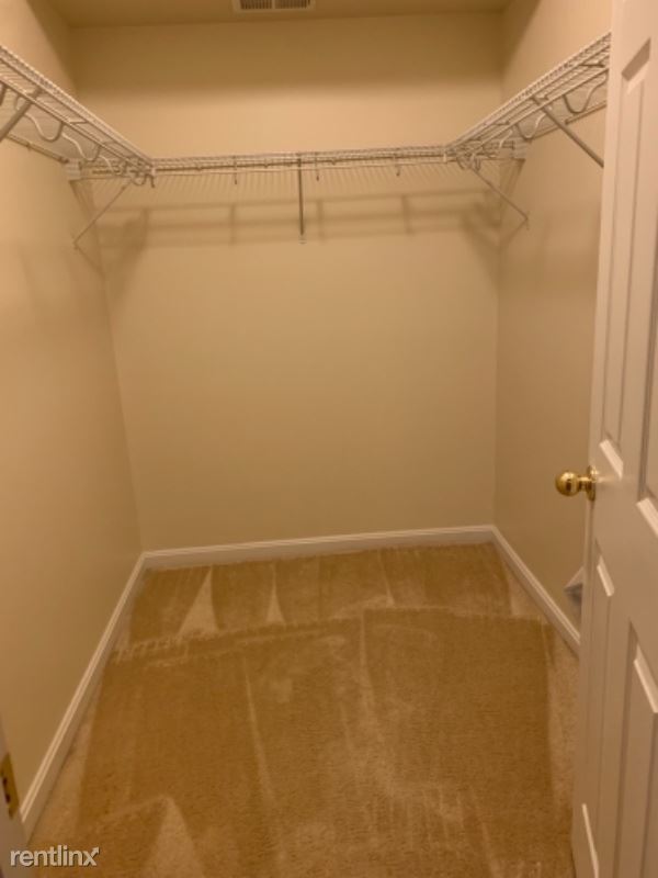 Foto del edificio - 2 br, 1 bath House - BASEMENT Apt