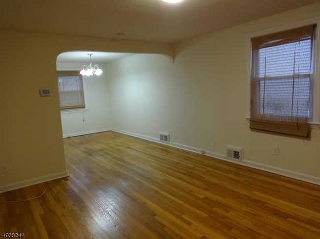 Foto del edificio - 1131 S Ave W